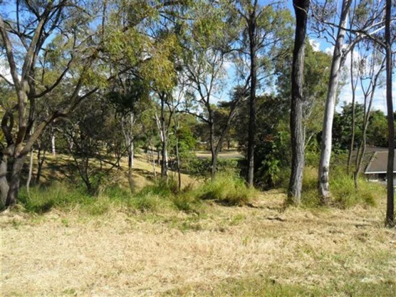 27 Lamington Street, THE RANGE QLD 4700