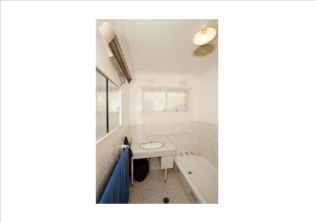 31 Waranga Avenue, MOUNT AUSTIN, NSW 2650