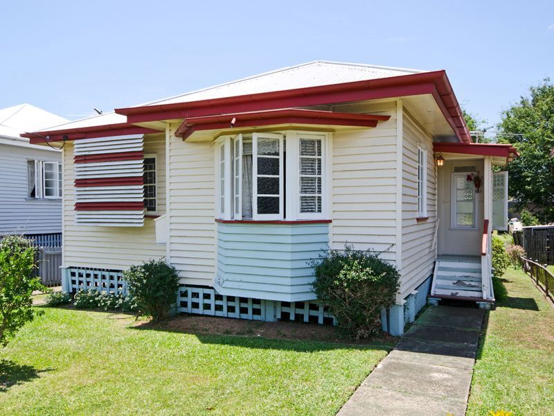 17 Wally Street, NUNDAH QLD 4012