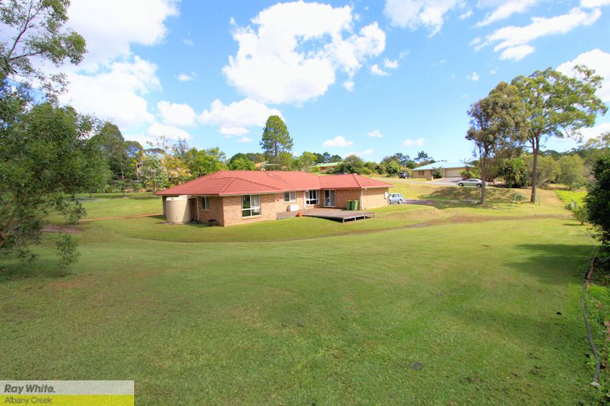 14 Parakeet Court, WARNER QLD 4500