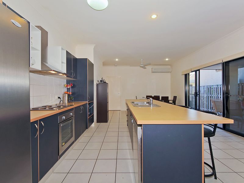 87 Bayswater Avenue, VARSITY LAKES, QLD 4227