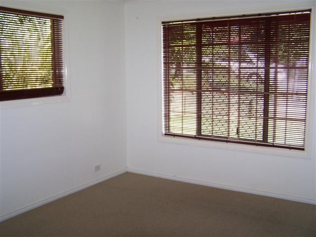 9 Myrtle Court, KIN KORA, QLD 4680