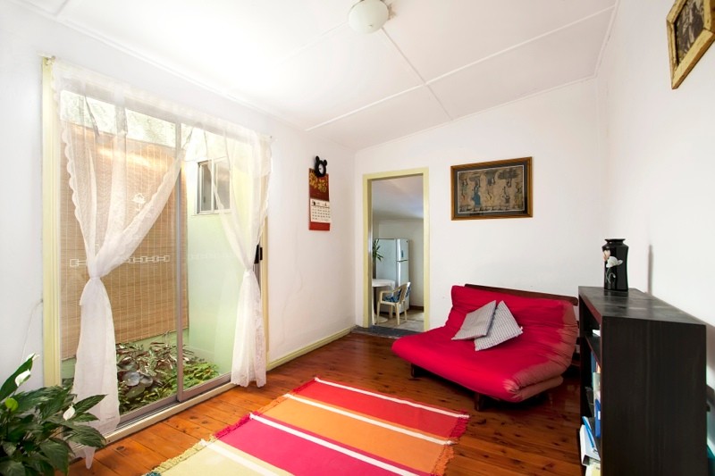 21 Prospect Street, ERSKINEVILLE, NSW 2043