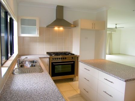 20 Palmetto Street, PALM COVE, QLD 4879