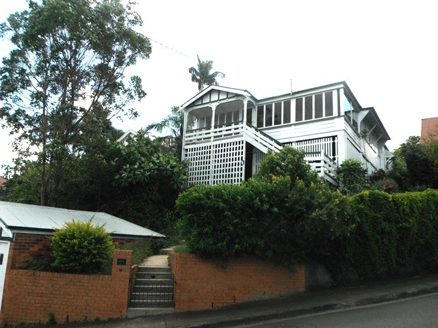 36 Crescent Road, HAMILTON, QLD 4007