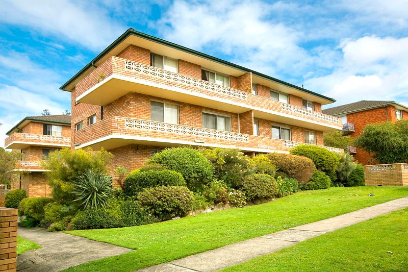 100-102 Wyadra Avenue, FRESHWATER NSW 2096