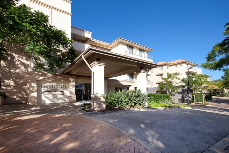 8418 Magnolia Drive East, HOPE ISLAND, QLD 4212