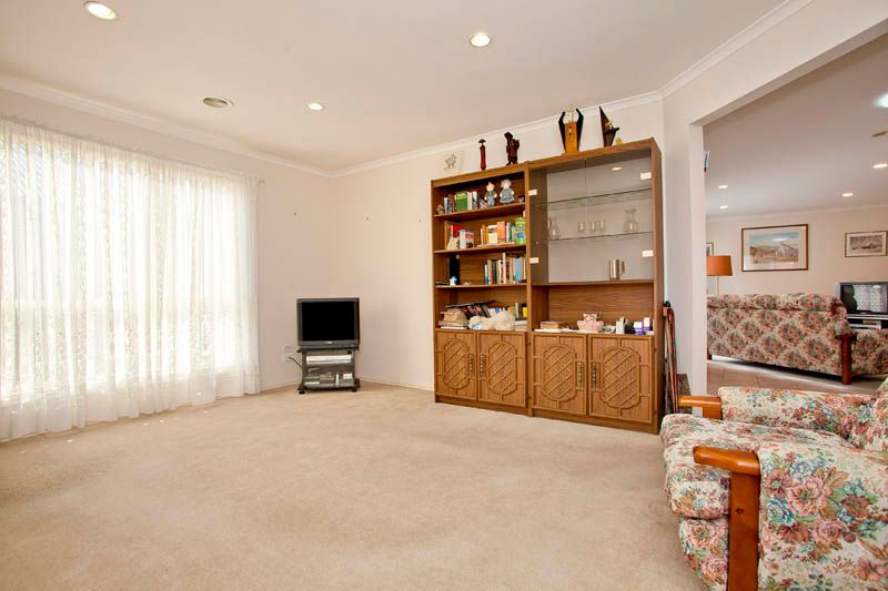 33 Richard Drive, LARA, VIC 3212