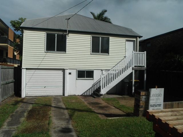 56 Winchester Street, HAMILTON, QLD 4007