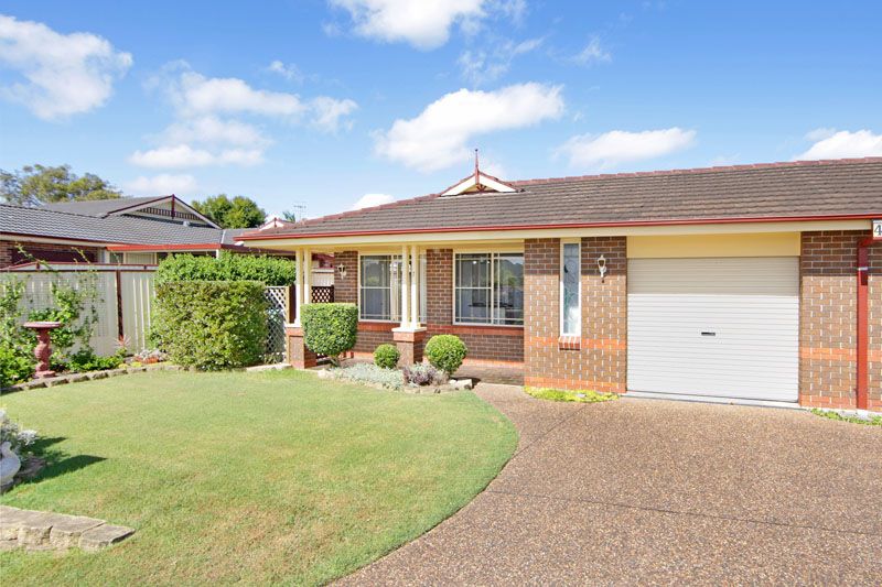 4 Supply Close, BATEAU BAY NSW 2261