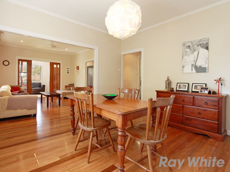 14 Mumbil Street, STAFFORD HEIGHTS, QLD 4053