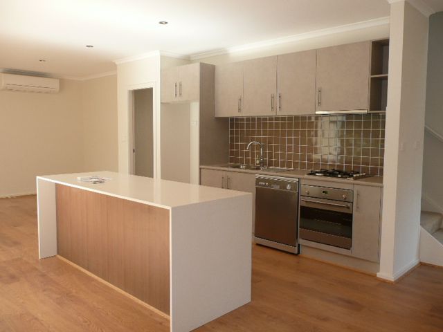 9/37 Laycock Street, CAREY BAY, NSW 2283