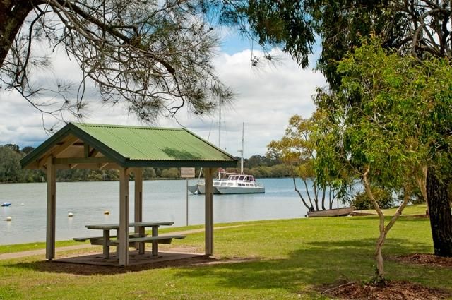 28 Mungala Street, HOPE ISLAND, QLD 4212
