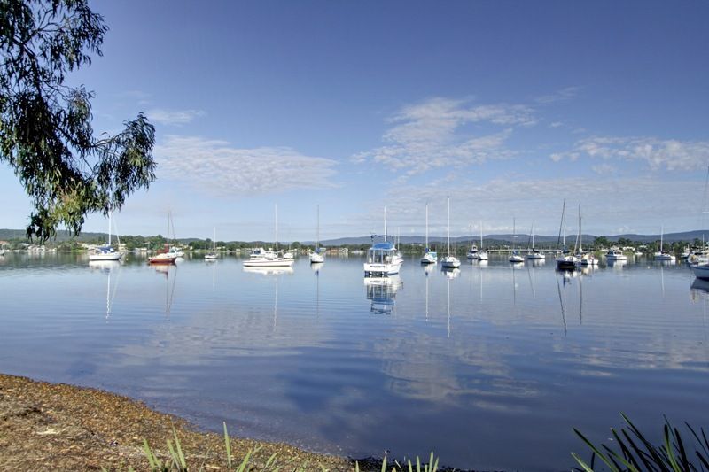 BOLTON POINT, NSW 2283