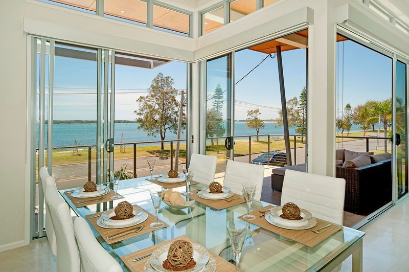 30 Anglers Esplanade, RUNAWAY BAY QLD 4216