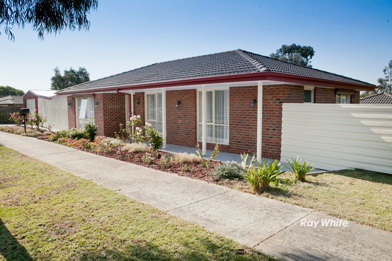 28 Richard Drive, LANGWARRIN, VIC 3910