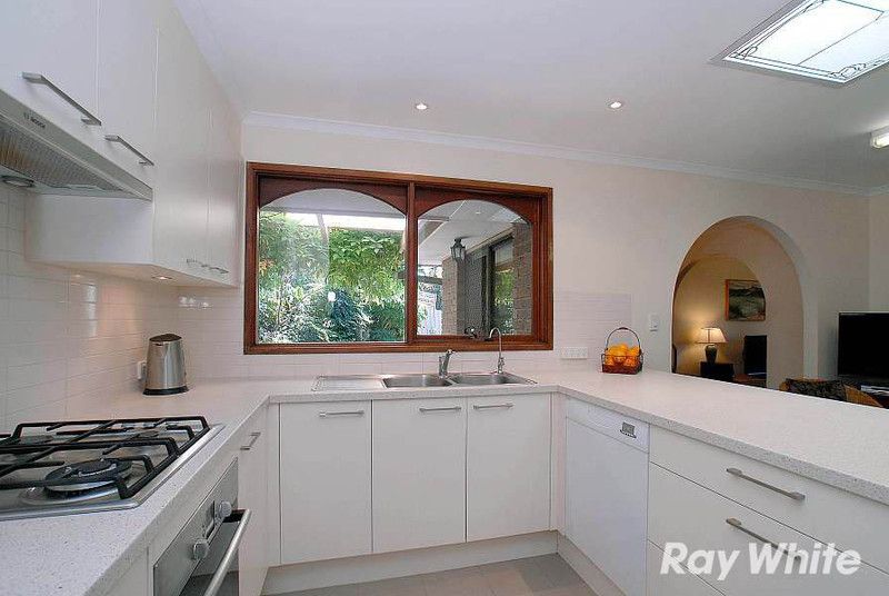 17  Courtney Square, WANTIRNA, VIC 3152