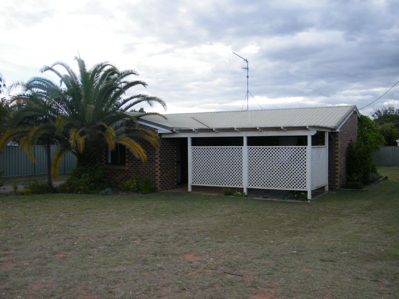 17  Scouller Street, CHINCHILLA QLD 4413