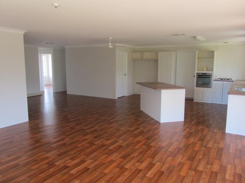15  Darwinia Close, STRATHALBYN, WA 6530