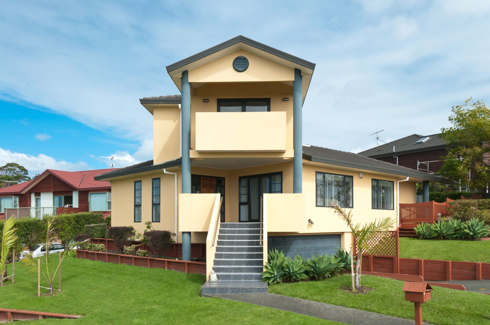 24 Bluebird Crescent, UNSWORTH HEIGHTS, North Shore City
