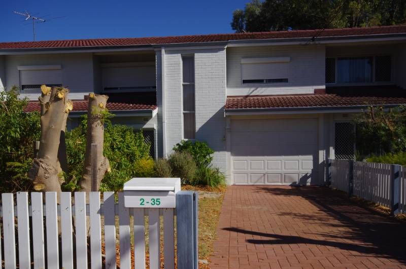 35 Burbridge Avenue, KOONDOOLA WA 6064