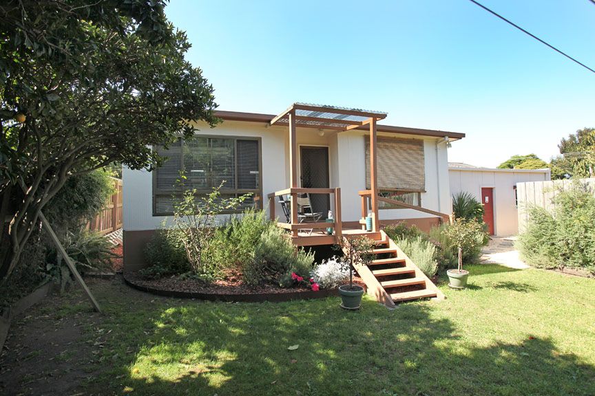 15 Highfield Avenue, MULGRAVE VIC 3170