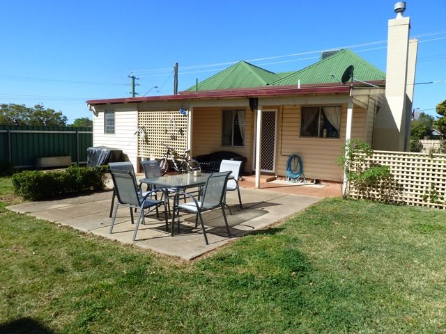 64  Bourke Street, WAGGA WAGGA, NSW 2650