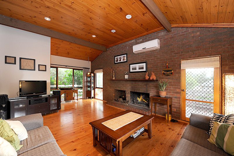 26 Roberts Street, FERNTREE GULLY, VIC 3156