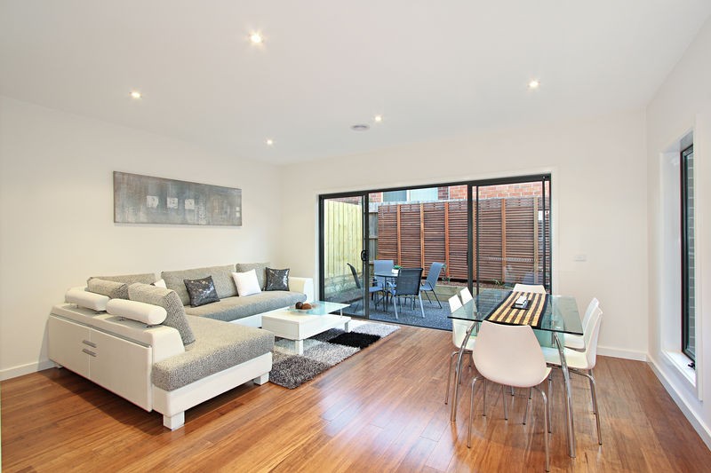 26 Fairland Avenue, OAKLEIGH EAST, VIC 3166