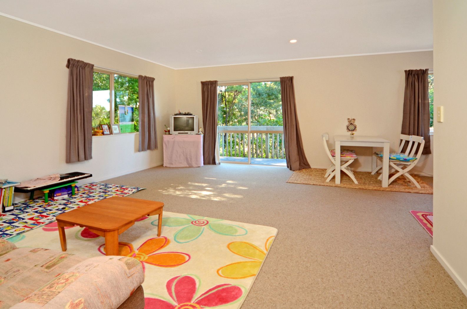44A Noeleen Street, GLENFIELD, North Shore City