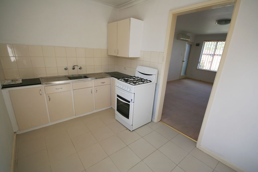 10/2 Velacia Place, QUEANBEYAN, NSW 2620