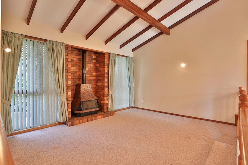 1 Ulm Court, WILSONTON, QLD 4350