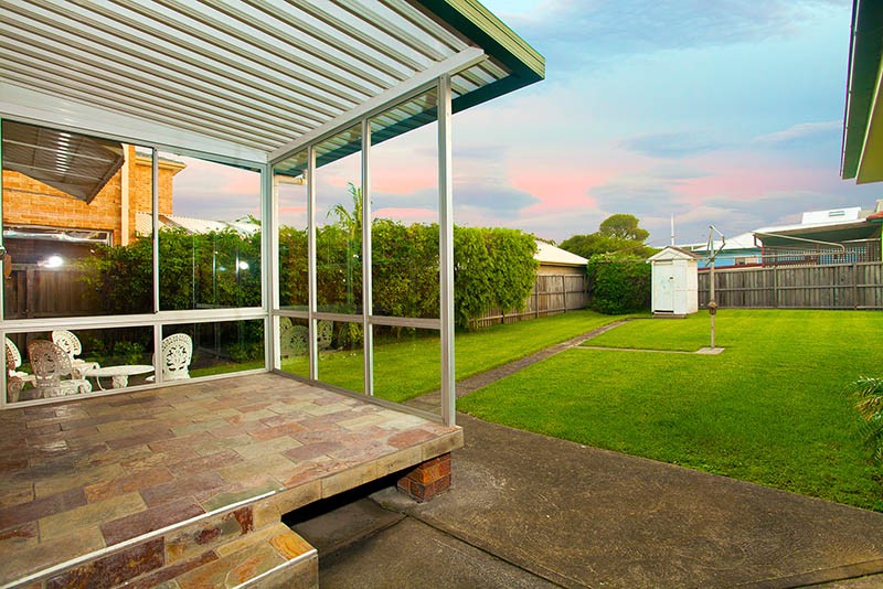 4 John Street, SHELLHARBOUR, NSW 2529