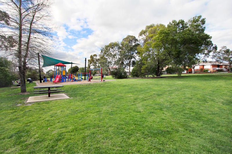 2/10 Omama Road, MURRUMBEENA, VIC 3163