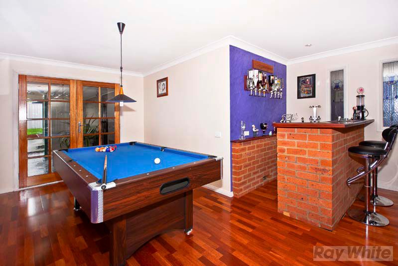 77 Prairie Vale Road, BOSSLEY PARK, NSW 2176