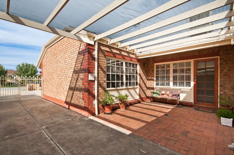 1/3 Sea Lake Court, WEST LAKES, SA 5021