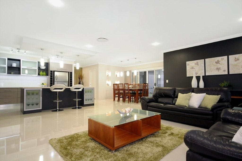 10 Saba Court, MIDDLE RIDGE, QLD 4350