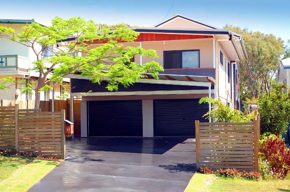 17 Poplar Street, COOEE BAY, QLD 4703