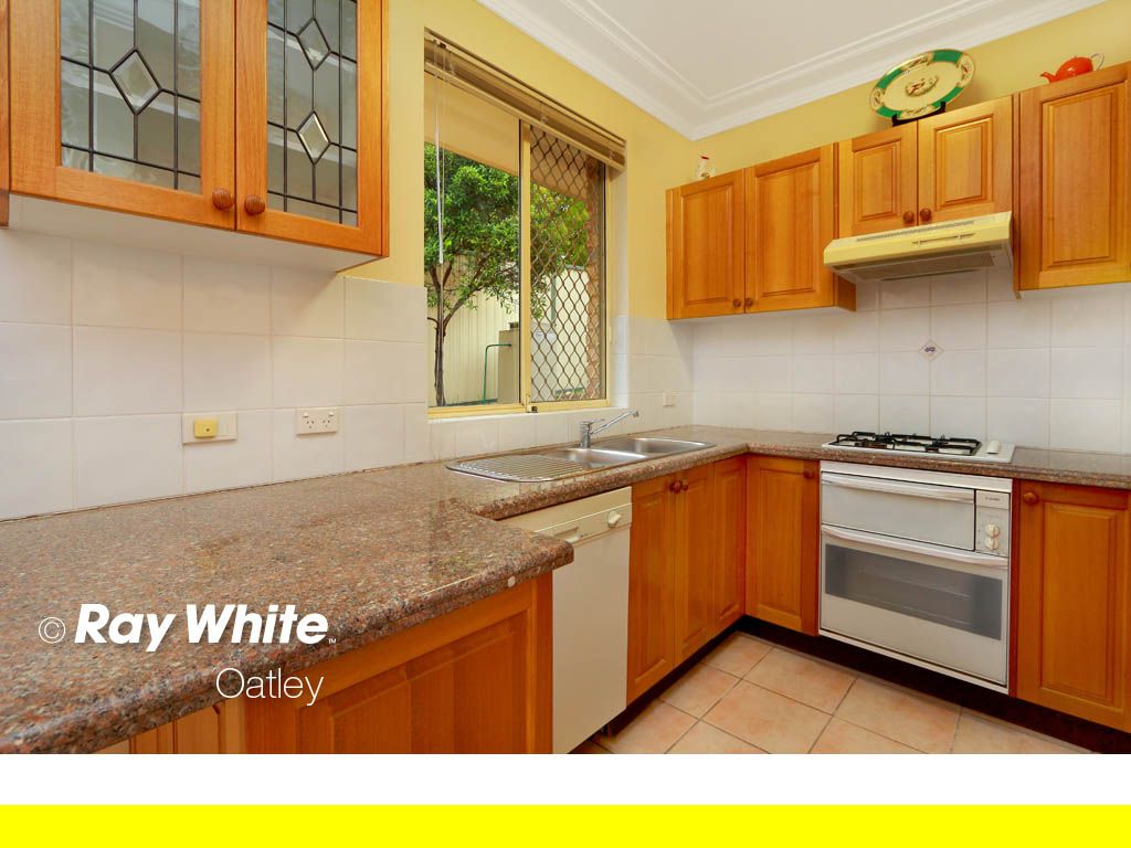 Villa 4, 56 Oatley Parade, OATLEY, NSW 2223