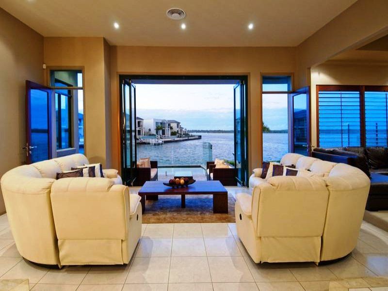 48 The Peninsula, SOVEREIGN ISLANDS QLD 4216