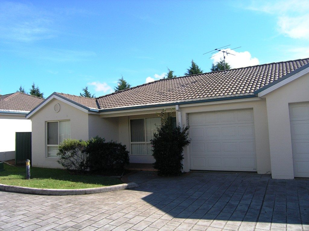 4 Parsons Road, LISAROW NSW 2250