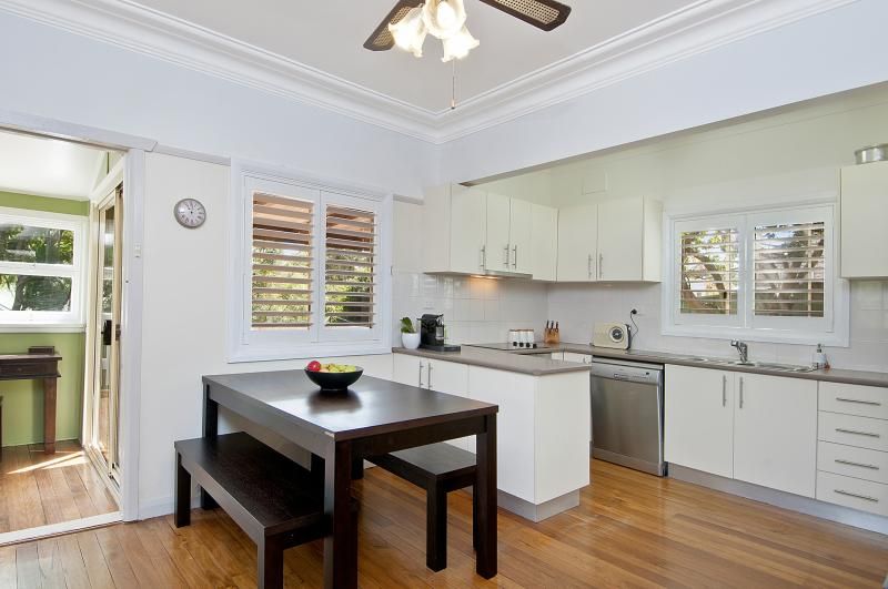 25 Foster Street, HELENSBURGH, NSW 2508