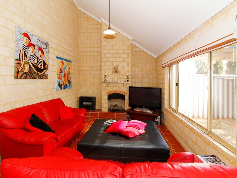 7 Tyler Street, JOONDANNA WA 6060