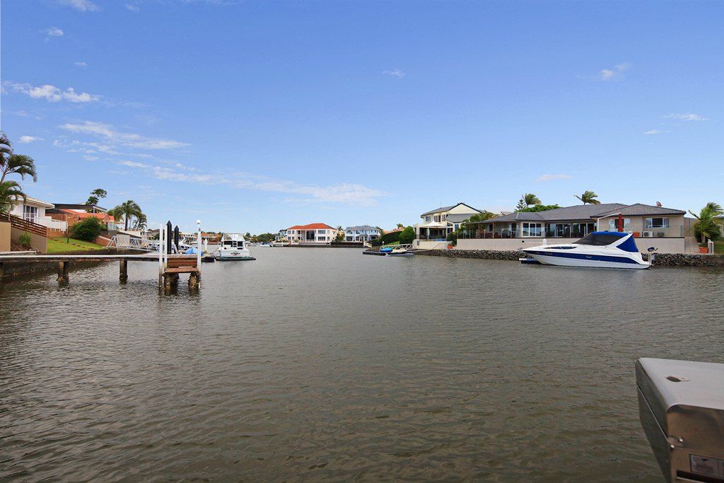29 Cockleshell Court, RUNAWAY BAY, QLD 4216