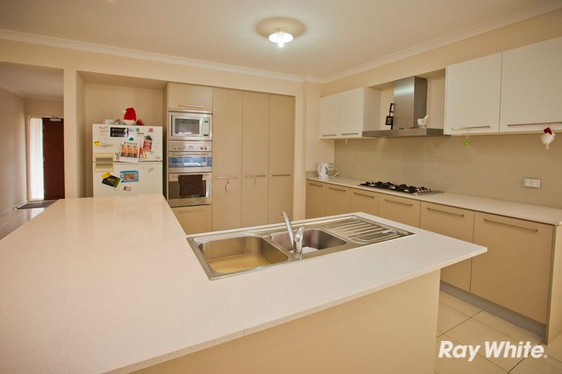9 Birch Court, PAKENHAM, VIC 3810