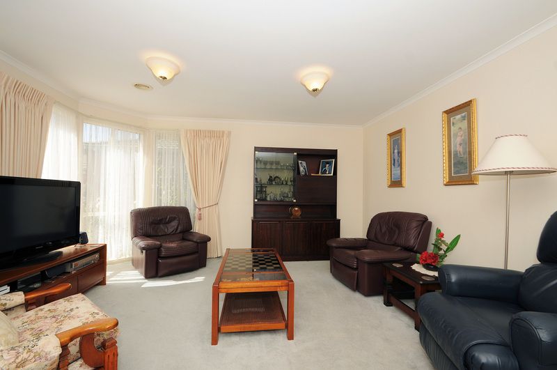 97  Rangeview Drive, SKYE, VIC 3977