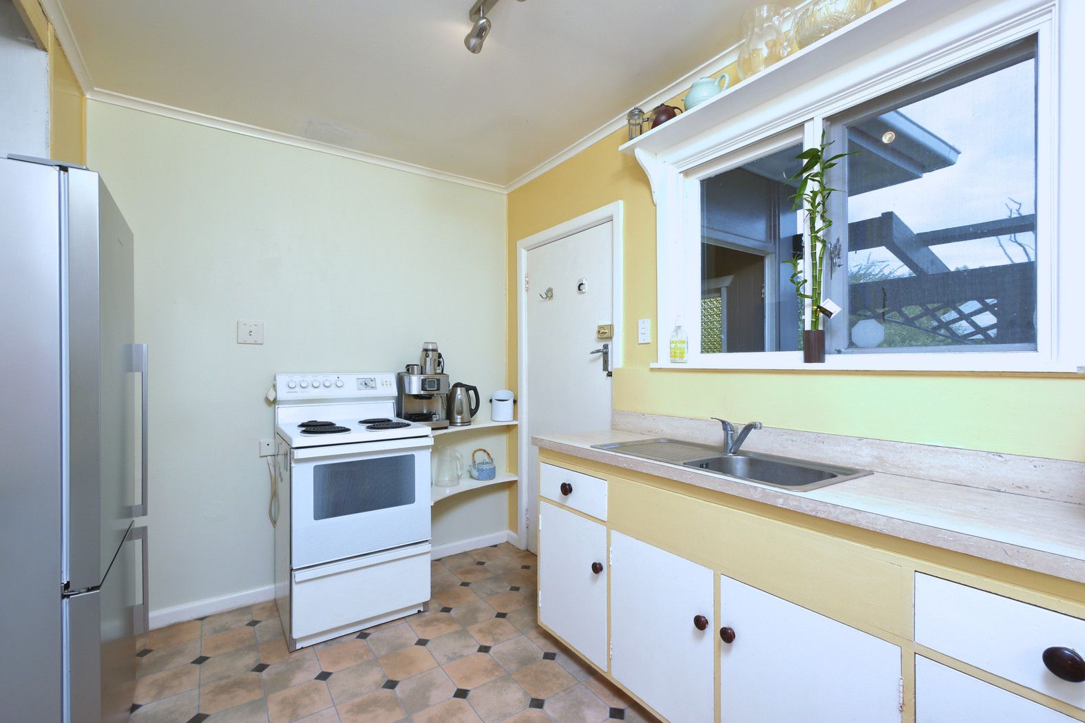 21 Wedgwood Avenue, Mangere East, Manukau City