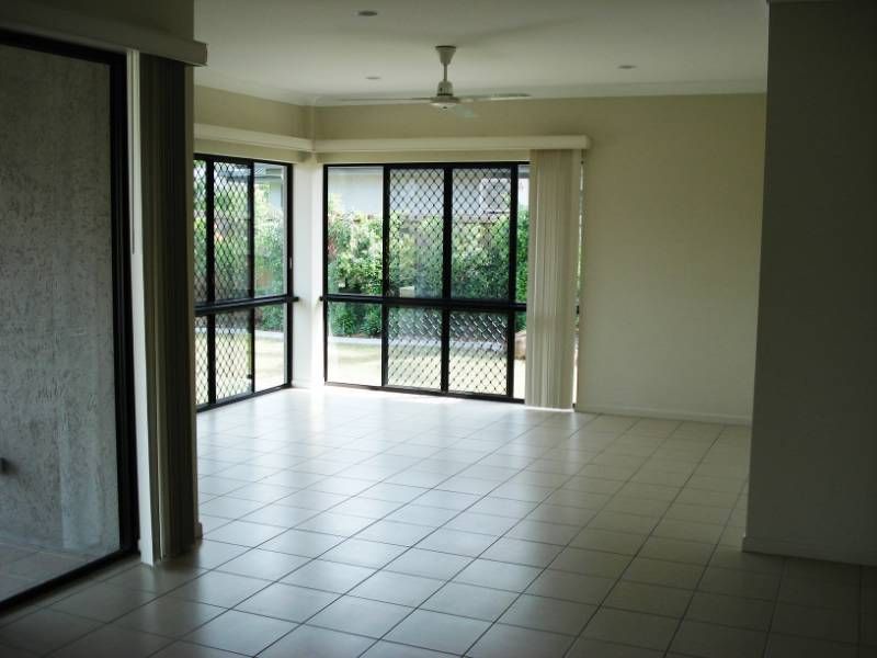 28 Mojeeba Way, TRINITY PARK, QLD 4879
