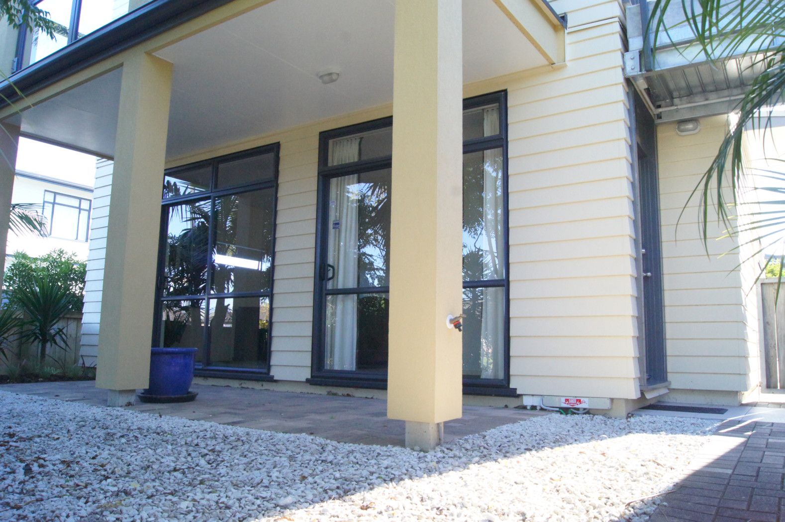 74/2 Armoy Drive, Dannemora, Manukau City