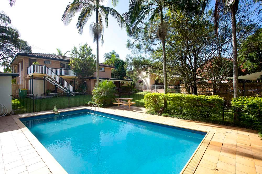 11 Thornhill Street, SPRINGWOOD, QLD 4127